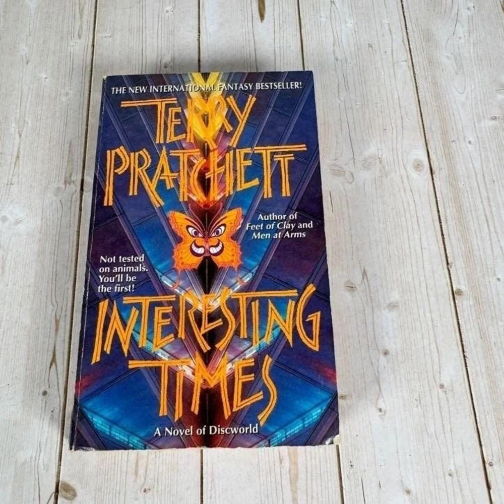 Interesting Times Terry Pratchett 1998 First Paperback Discworld Fantasy